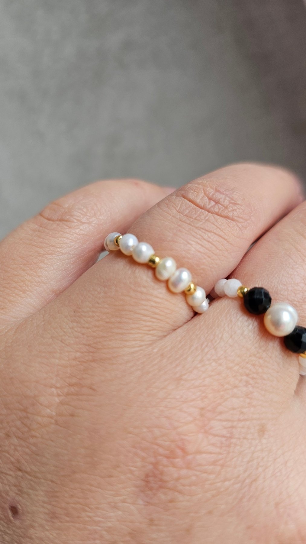 Golden Dew - Freshwater pearl Elastic Ring - BellishGolden Dew - Freshwater pearl Elastic Ring