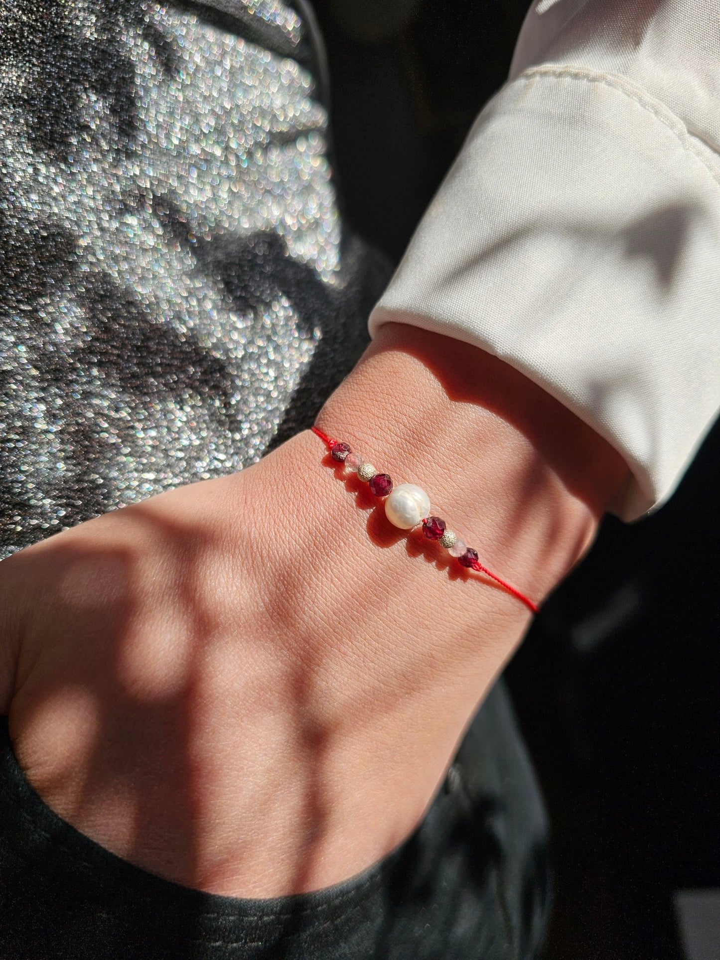 Gift for Leo birthday – powerful gemstone bracelet with silver beads