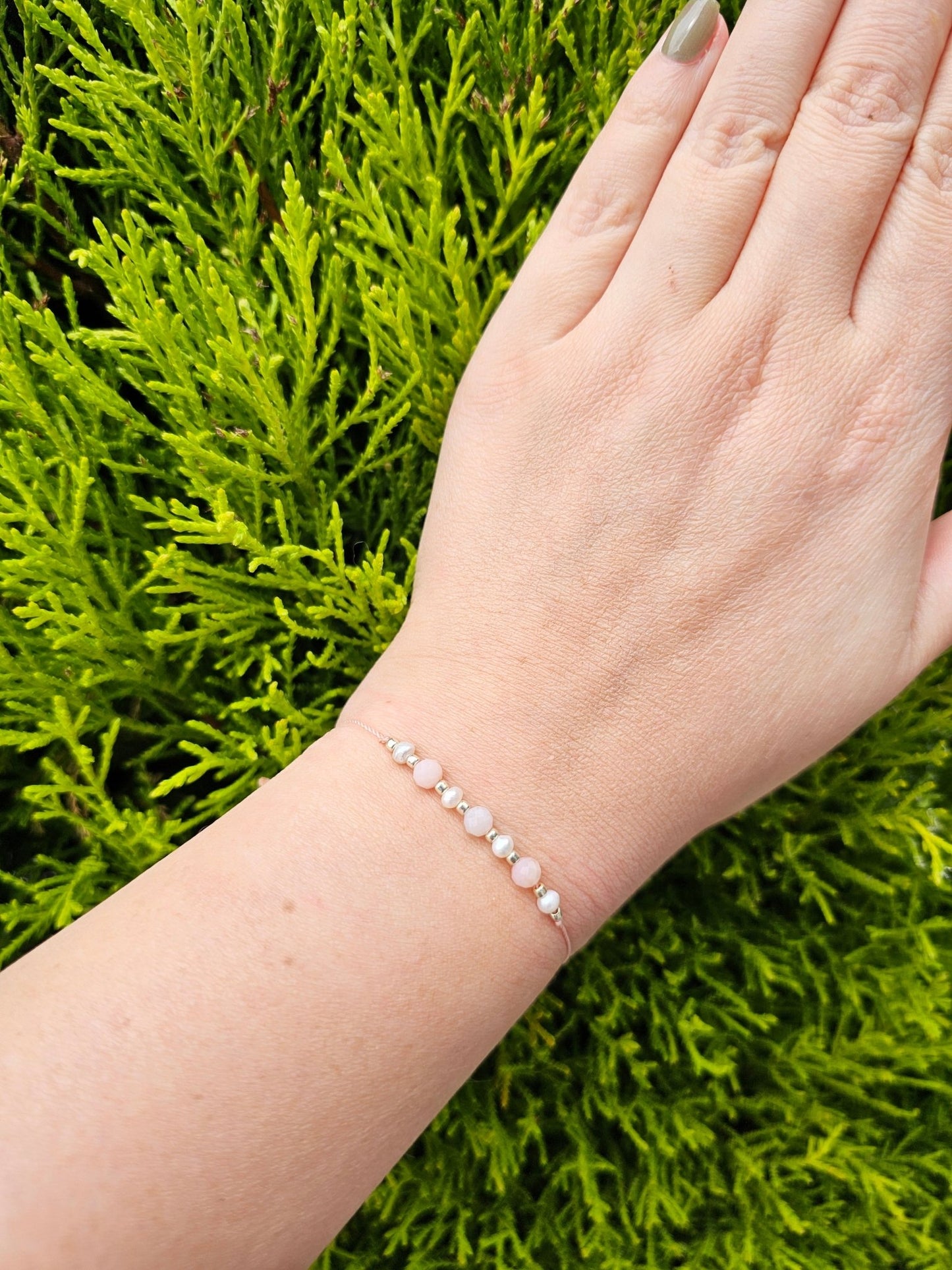 Pink Opal & Freshwater Pearl Bracelet – Calming Crystal Gift for Her – Handmade Gemstone Jewellery for Emotional Balance & Inner Peace