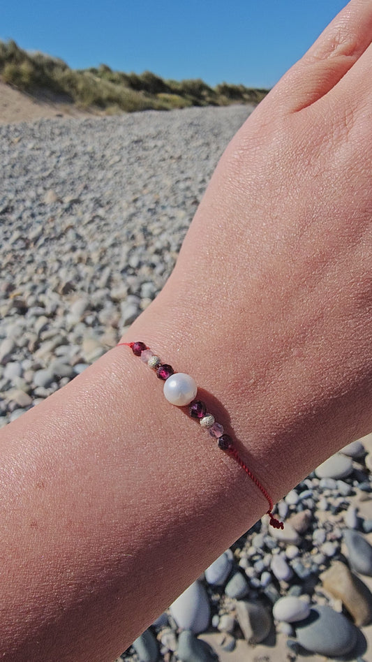 Handmade zodiac bracelet for Leo women – confidence & energy